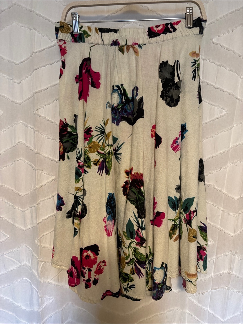 Roz & Ali Cream Circle Skirt with Multicolor Floral Print